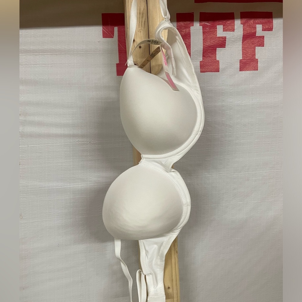 New with tags Victoria secret bra